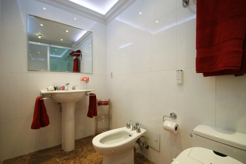 Yonge Suites Furnished Apartments Toronto 2*,
