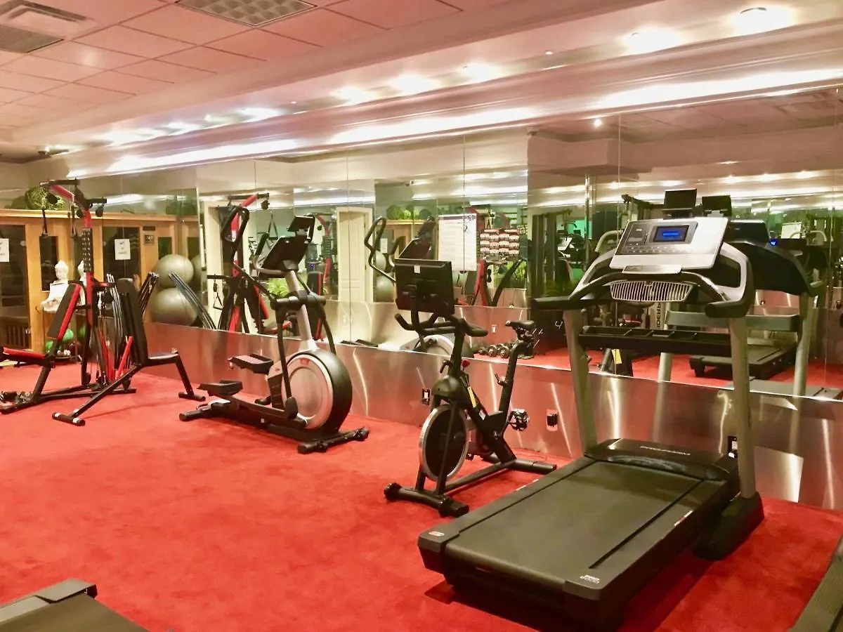 Yonge Suites Furnished Apartments Toronto Hotel