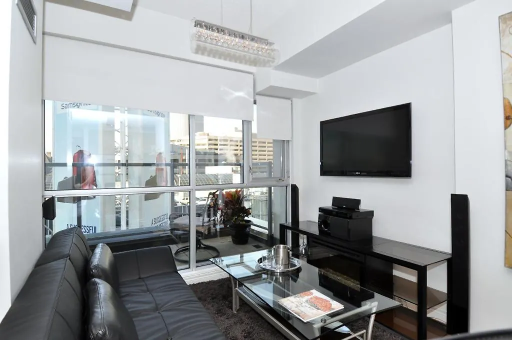 Yonge Suites Furnished Apartments Toronto 2*,