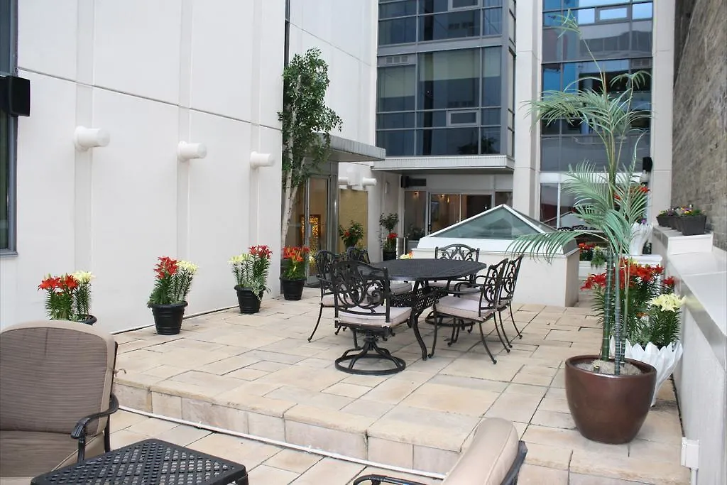 Yonge Suites Furnished Apartments Toronto